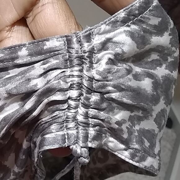 Banana Republic Silk-blend Animal Print dress Size 4 - Picture 2 of 8